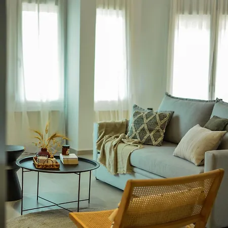 Tramontana House 3 Apartman *