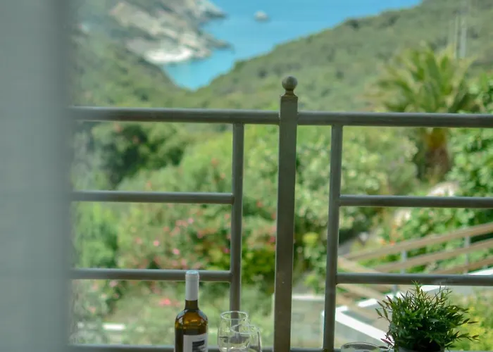 Tramontana House 3 Apartman *